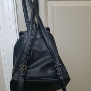 Guess Bags - Guess Backpack Purse Guess Bags - Guess Backpack Purse